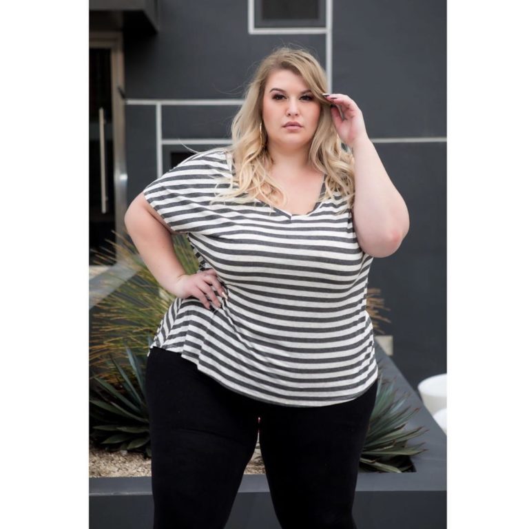 Plus Size Model Lyndsay Patricia Aka Plussizebarbiiee The Curvy List